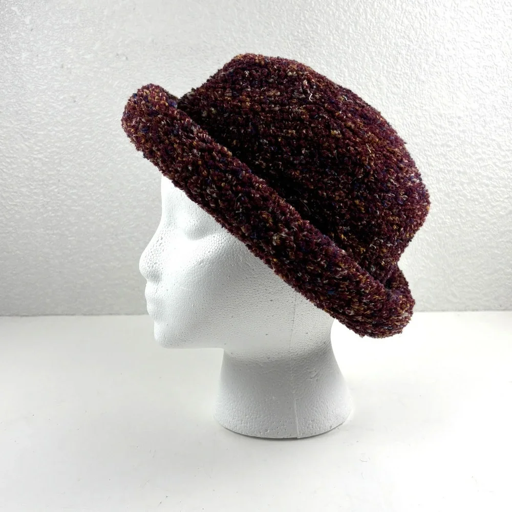 Cloche Hat Women OS Burgundy Boucle Knit Made in Italy Vintage Style Winter Cozy